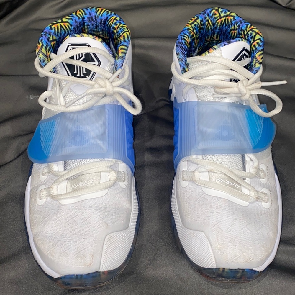 Nike Kyrie 6 GS Sapphire Sneakers size 5Y